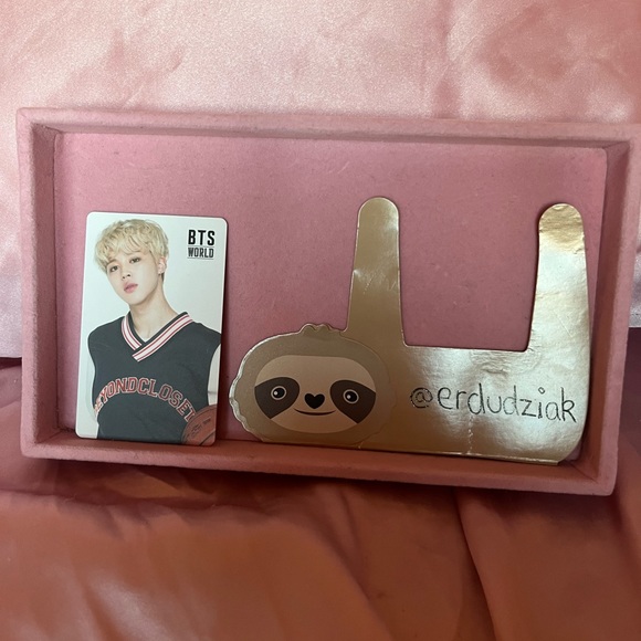 WTS $10
~ Jimin pc BTS World double sided - Picture 2 of 2